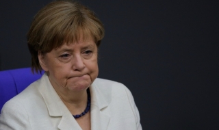 Меркел: Хомофобията се надига в Германия