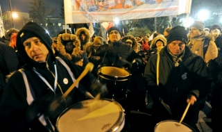Нощни протести в Полша