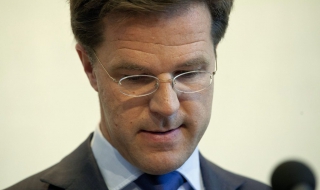 Холандското правителство подаде оставка