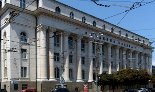 Сигнал за бомба затвори Съдебната палата