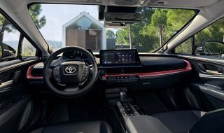 За екстрите на новата Toyota Prius Prime