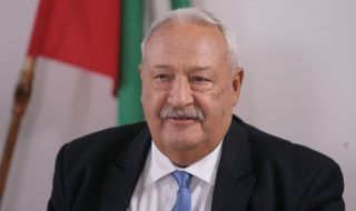 Иван Гарелов: Ще има люта битка за първото място между ГЕРБ и "Има такъв народ"