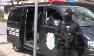 Двама на съд за трафик на жени, подмамвали ги с лесни пари