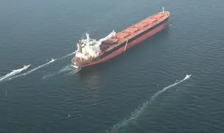 Иран предупреждава за кървав отговор при евентуална атака на САЩ в Персийския залив