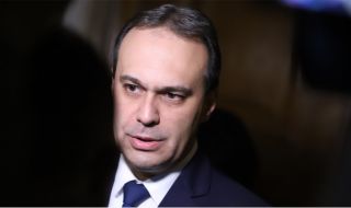 Заков: Първите F-16 от САЩ ще пристигнат у нас в началото на 2025 г.