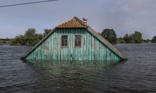 САЩ и Дания предоставят на Украйна помощ за справяне с наводненията 