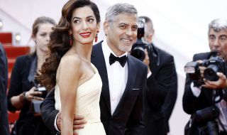 Джордж Клуни пише романтични писма на Амал по време на памдемията