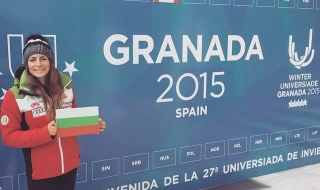 Александра Жекова тренира усилено за Уни 2015