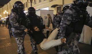 Путин изпраща на фронта задържаните при протестите