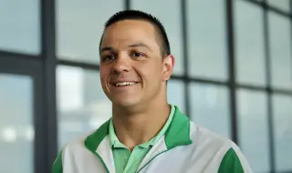 Цанко Цанков триумфира със злато на световното по зимно плуване във Финландия