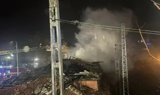 Изгоряха две къщи в Смолян
