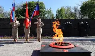 В Донбас и Новорусия още не са решили за парад на 9 май, решаваща ще е ситуацията на фронта