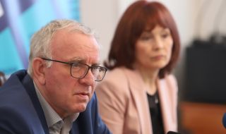 ЦИК: В 1115 секции в страната ще се гласува с две машини