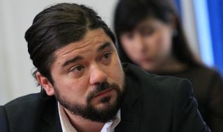 Страхил Делийски: Трифонов е шоумен, да не търсим политическа логика