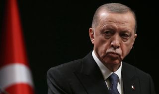 Внезапен здравословен проблем прекъсна интервю на Реджеп Ердоган