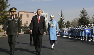 Турски футболист може да влезе в затвора заради обида към Ердоган