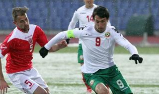 България остана без Ивелин Попов за Азербайджан