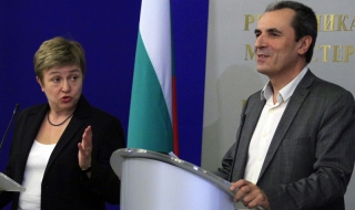 Кристалина: ЕК е съпричастна с България заради бежанския натиск
