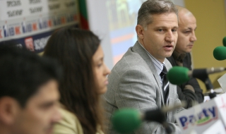 Ривов: Създадоха втора федерация, за да се отклонят държавни средства