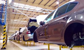 Skoda възобновява производството на автомобили