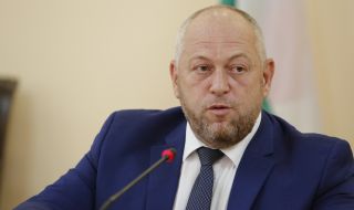 Зам.- министър Папукчийски: Забавени са строително-монтажните дейности по ключови жп отсечки