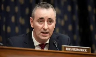 Congressman prepares ban on Russian oil after Trump deal