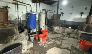 Иззеха над 360 литра нелегален етилов алкохол и 3 съоръжения за изваряване