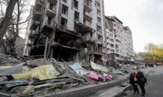 Руските войски са поискали списък с празните апартаменти в Херсон