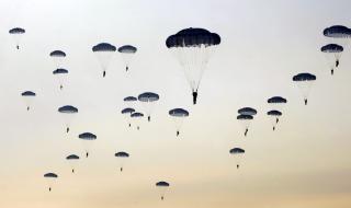 1500 руски парашутисти се приземиха в Крим