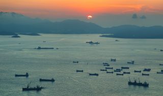 Американски боен кораб провокира Пекин в Южнокитайско море
