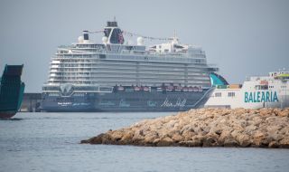 Намаляват круизните кораби, които ще могат да акостират в Майорка