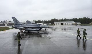 Швеция няма да влезе в НАТО – поне до есента