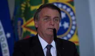 Напрежение между президент и вицепрезидент в Бразилия