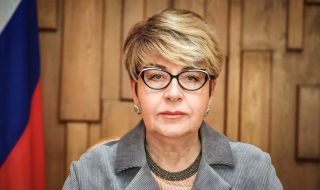 Посланикът на Русия Е. Митрофанова ексклузивно пред ФАКТИ: Москва никога не е имала и няма планове да „преначертава границите“ в региона
