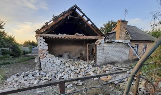 Силни експлозии и стрелба в Херсон