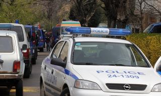 Показен арест в центъра на Бургас след специализирана полицейска операция 