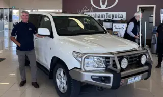 Продава се Toyota Land Cruiser с пробег от... един милион километра