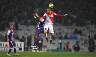 Бербатов наказа Тулуза