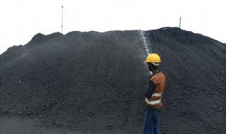 Индия може да си помогне много, ако затвори въглищните си централи