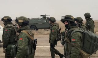 Арестуван шеф за измяна, трупове по улиците и чужди войски: какво се случва в Казахстан