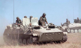 Продаваме на Ирак 500 бронирани машини МТЛБ