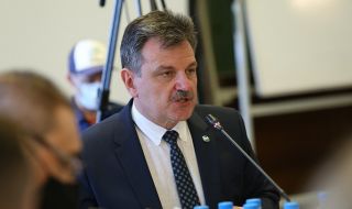 Д-р Симидчиев за COVID кризата: Българското население е поставено в неизгодно положение