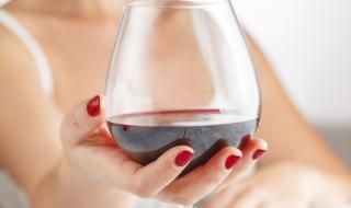 Защо не трябва да пием повече от 3 чаши вино на седмица?