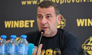 Сериозни имена спорят за треньорския пост в Ботев Пловдив