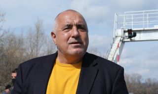 Борисов пак критикува Радев за ранната дата на изборите