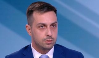 Деян Николов: Закъсня махането на Иван Гешев