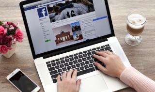 Facebook ограничава политическата реклама