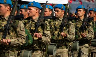 Може ли НАТО да изгони Турция?