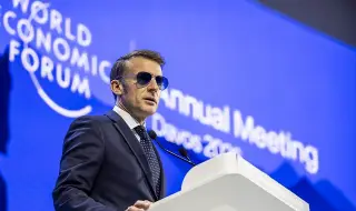 Emmanuel Macron Urges Young People: Put Down Your Phones and Grab Your Books! 