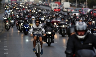 Вижте как мотористите закриха сезона в София
